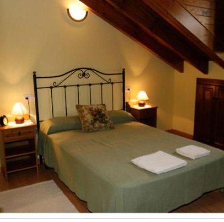 Casa Carmen Villa Infiesto Szoba fotó